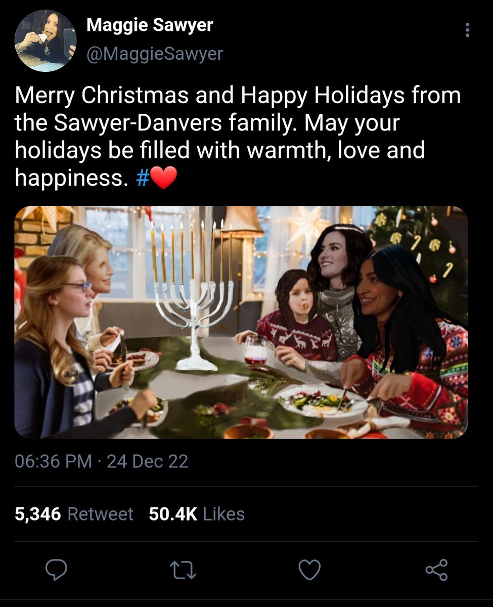 #SecretSanversAdventCalendar Day 24

Merry Christmas and Happy Holidays from the Sawyer-Danvers family by <a href="/leighftlima/">dani</a> (tweet) and artwork by <a href="/earpsflo/">b</a> ❄️🎄