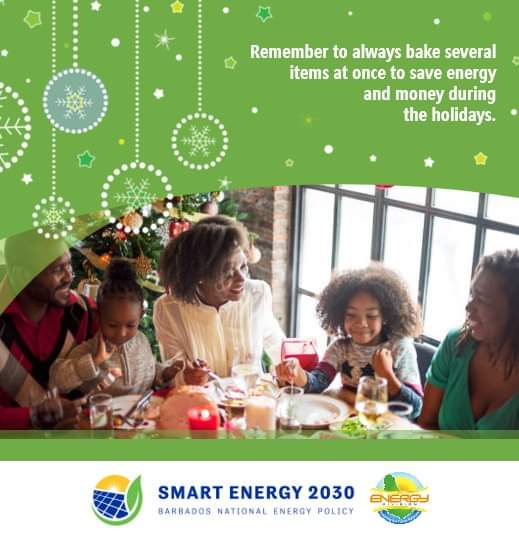 As we get ready to make those delicious meals, make the most of your oven and the energy that goes into heating it, by baking several dishes at once. Remember: it takes the same amount of energy to heat a full oven as it does a nearly-empty one. #smartenergyholidaytip #energy