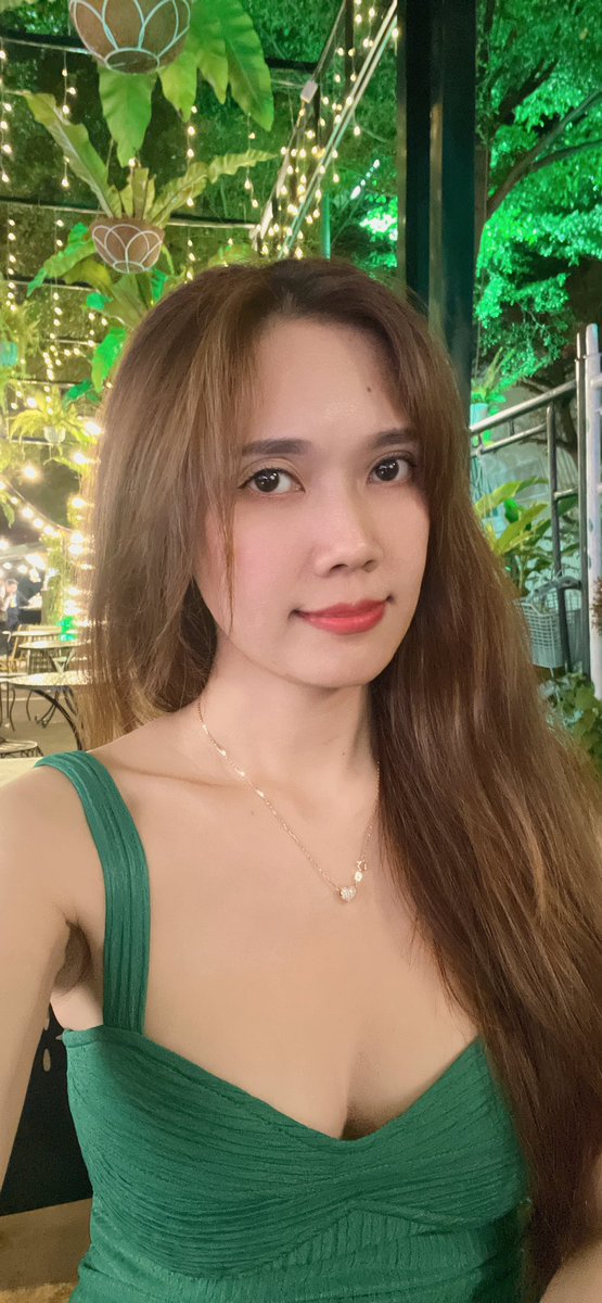 MissQ07567347's tweet photo. Merry X’mas 🎄🎄🎄
#enjoylife 
#Noel 
#Vietnam https://t.co/ip8kghRb3r