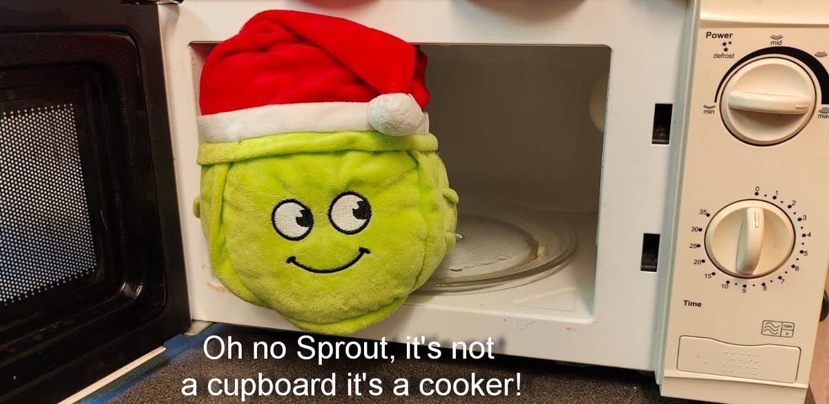 FOSTBCrescue's tweet photo. Oh heck, Sprout out and about https://t.co/HwfNkP0kv2