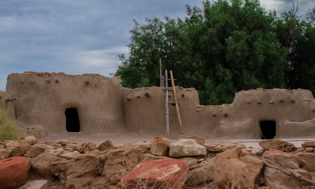 The Lost City Museum will be closing at 3:00 PM today for Christmas Eve. Be sure to stop in and get any last minute Christmas gifts before then!

We will reopen on Wednesday, December 28th at 8:30 AM.