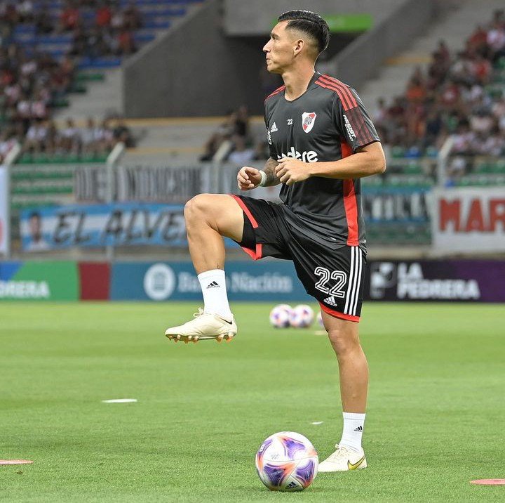 “Bueno difícil explicar a veces estas cosas, triste por mi y por todos lo que saben lo que significa para mi!solo se que en mi casa y con mi gente va a ser todo más fácil! Las cosas pasan siempre por algo.Arranca la recuperación con mucha ilusión trabajaré para volver fuerte 💪"