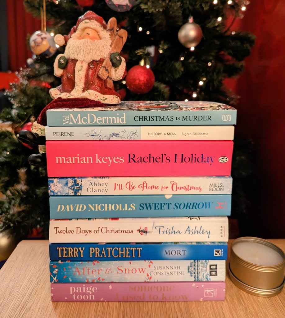 ChloeLS1's tweet photo. Merry Christmas Eve everyone ๐
'Tis the night before Christmas so here's a Christmas stack of books.
#christmasstack #christmasismurder #historyamess #rachelsholiday #illbehomeforchristmas #sweetsorrow #twelvedaysofchristmas #mort #afterthesnow #someoneiusedtoknow #BookTwitter https://t.co/Yp2VW1oJeY
