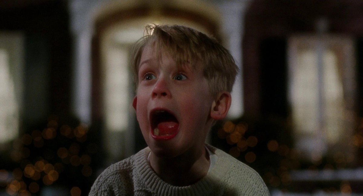 tracklist's tweet photo. “Esqueceram de Mim” é o melhor filme de natal e digo com tranquilidade. https://t.co/YGrTicQlqW