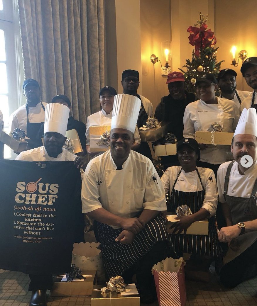 acfchefs's tweet photo. #REPOST @chefnick24

Another amazing Holiday Season with one of the best culinary teams a Chef could ask for. Happy to celebrate with them. Happy Holidays to all of our fellow Culinary colleagues 🎄🎅#acfchefs #acfatlanta #clubchef #clubchefs https://t.co/2LDv2OWHzx