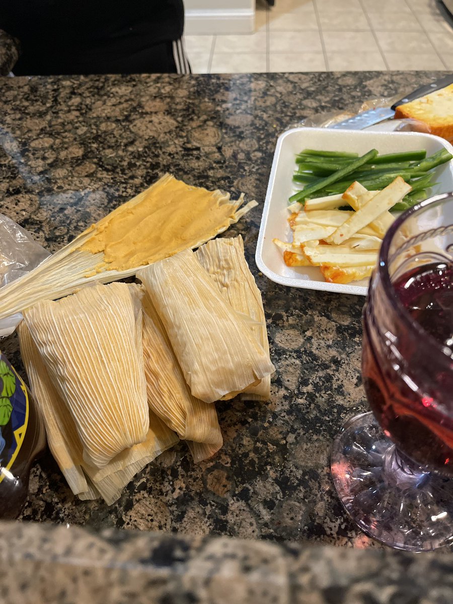 Wayward_SonsTX's tweet image. Heck Yea!! #brownpride #tamales #brownproblems