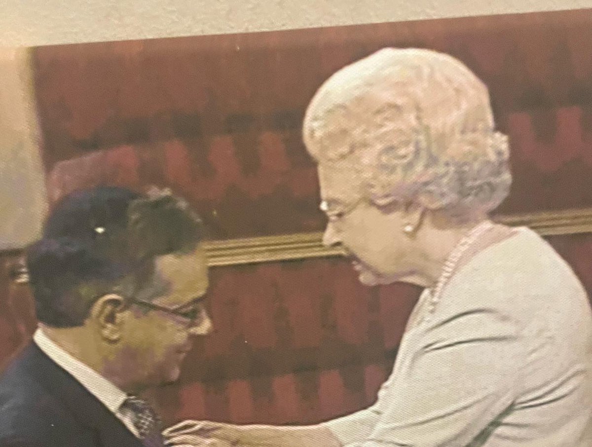Shabbat morning, Rosh Chodesh, the 6th day of Chanukah, the lights went out. With the passing of an inspirational leader of central London’s Jewish community, a humble visionary, Rabbi Dr. Abraham Levy OBE, of blessed memory.

The many merits and inspiration that he achieved