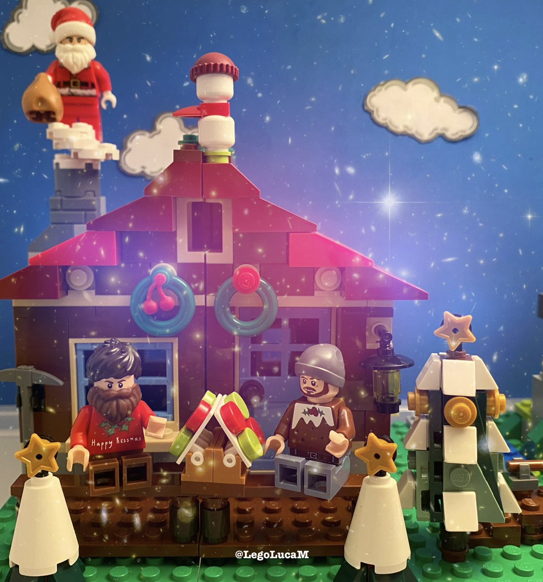 Wishing a peaceful Christmas to all who celebrate. 

With love to all and with huge thanks for your friendship. 

#LucaMarinelli #AlessandroBorghi #PietroEBruno #LeOttoMontagne #MerryChristmas #BuonNatale #Lego #LegoMinifigs #Legography