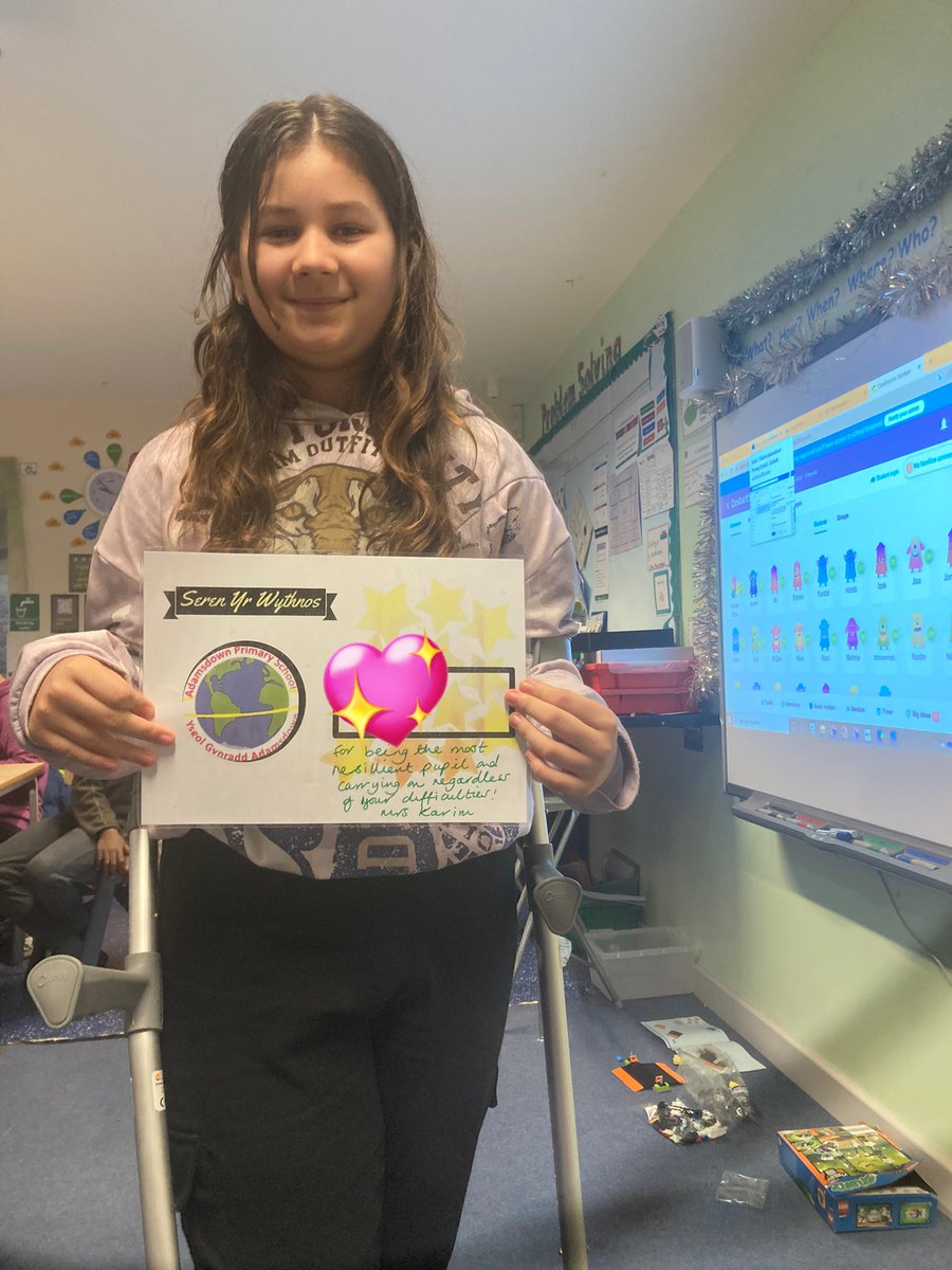 MrsKarims's tweet photo. We had 4 fab pupils for #SerenYrWythnos yesterday as we wanted to make sure they were recognised for their achievements. They’ve really lived our value of #Kindness this half term as well as being resilient and always aiming high. 💎 https://t.co/bbWx3bXe8n
