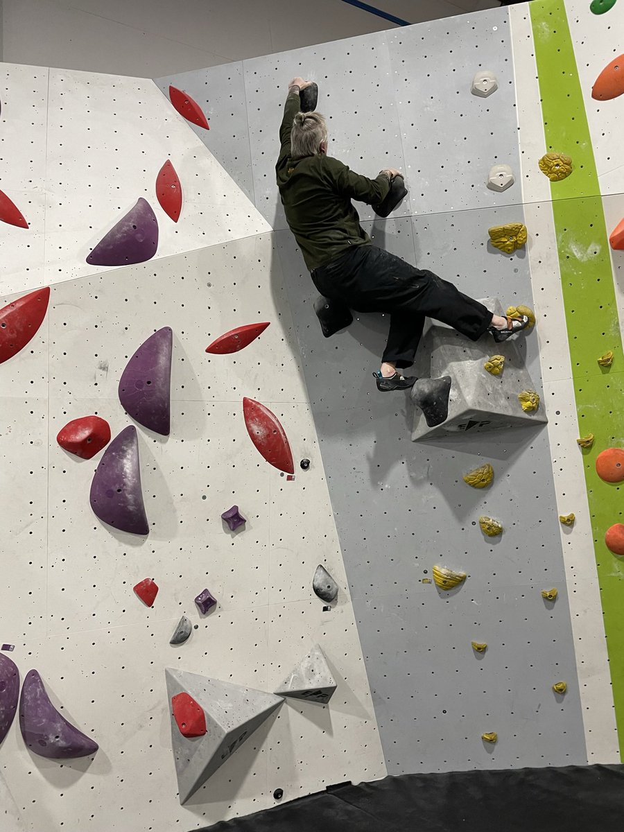 Dan Moss tweet media