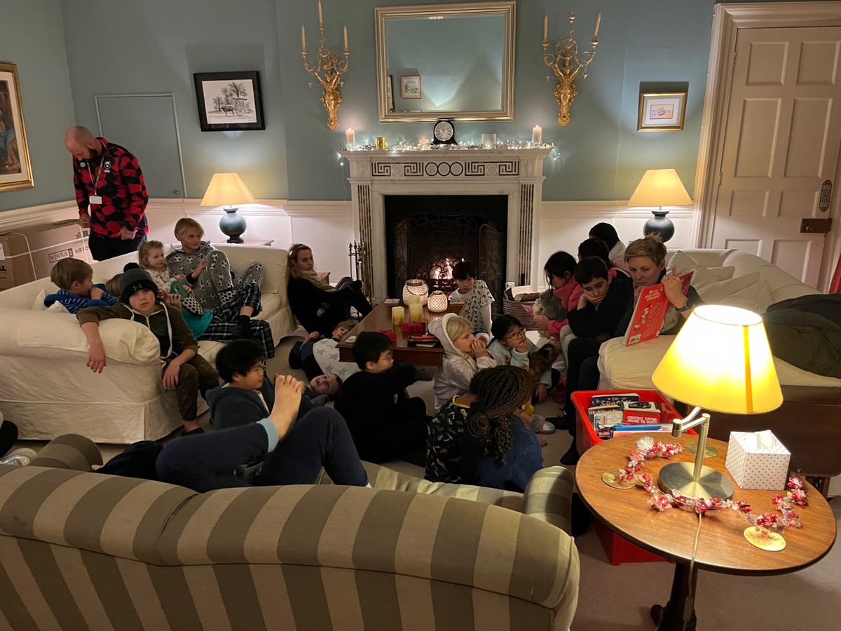 Windlesham House tweet media