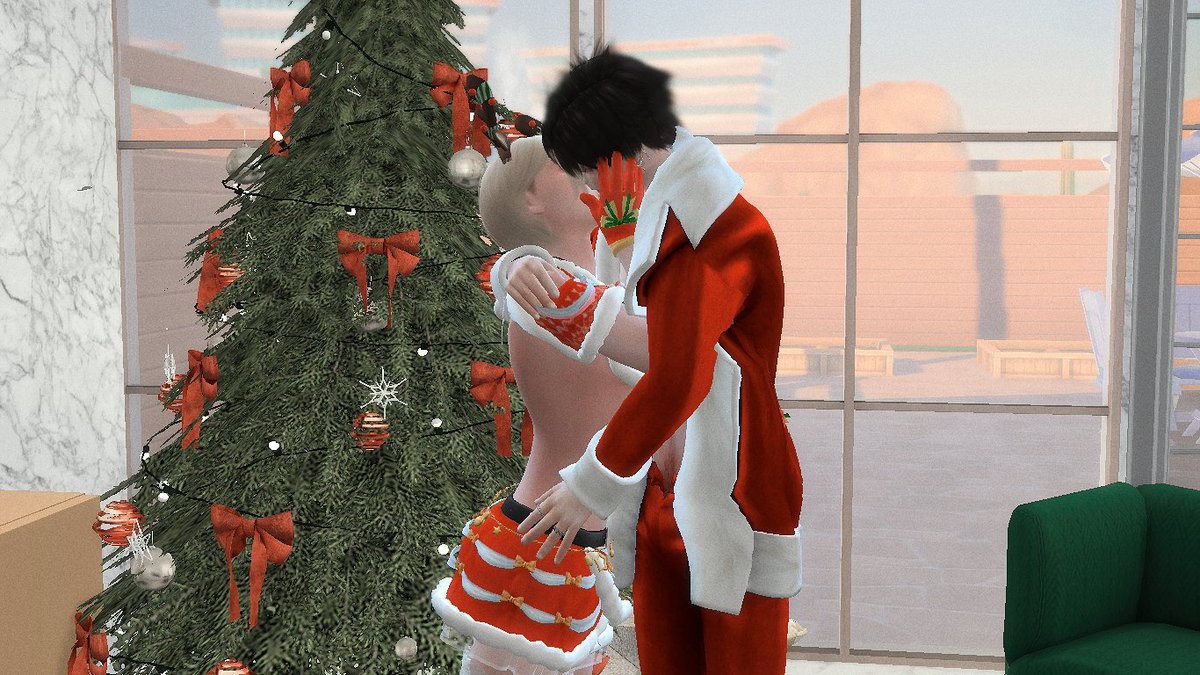 onfriday19th___'s tweet photo. Christmas or kiss me😘 https://t.co/sRxIubVeKG