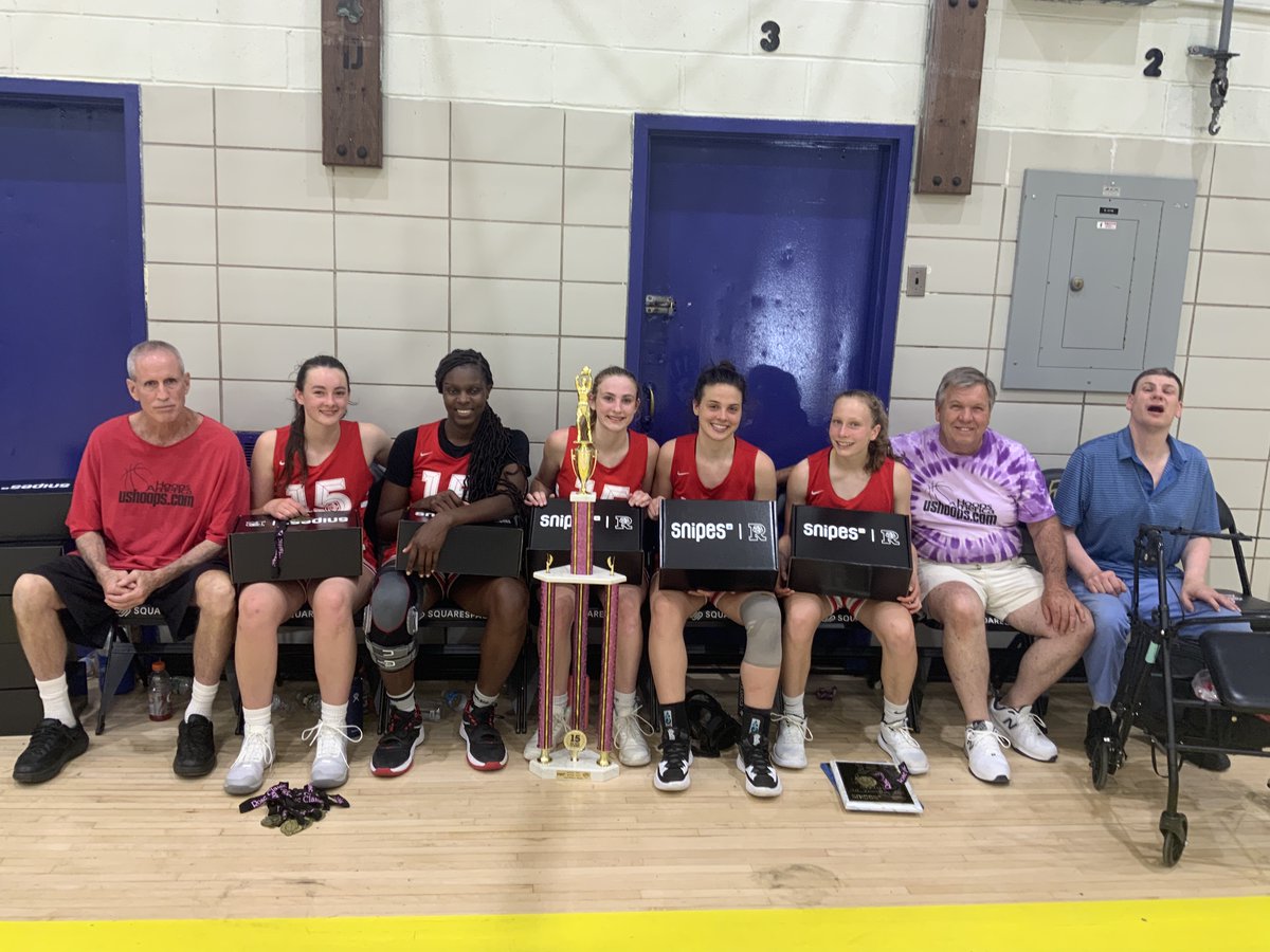ushoops's tweet photo. #Flashback #June22 @RoseClassic

Defeated Outstanding @BayStateJags in Semis. @tabbie777 dominant~Just 1week after cleared from #ACL

Lost Chip 🏆 Game to @Exodushoops [Who ➡️@NikeGirlsEYBL Chip Game #Sum22]

@gracekinum @Meghan_Lamanna @imurray710 @gracehenn #MotorcycleMike Mike https://t.co/sEnlxsphbg
