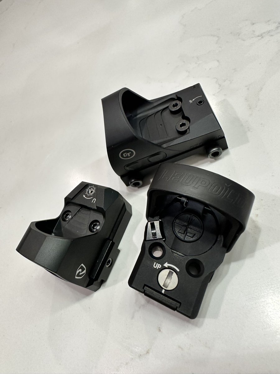 Pistolas Fritas on Twitter "¿Cuál? Leupold, Crimson Trace o Riton"