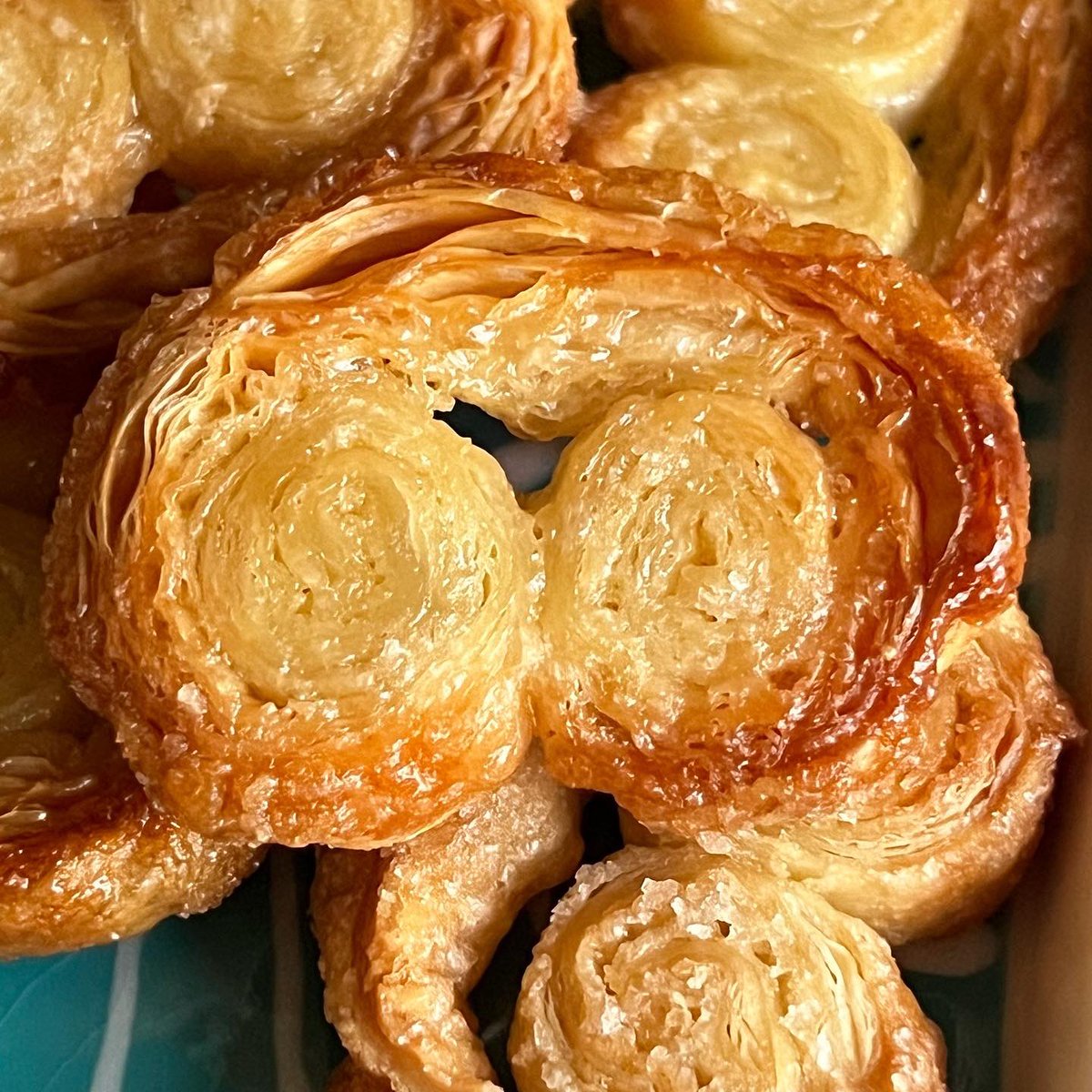 anoosrini's tweet photo. #12DaysOfCookies

Day 11 - Palmiers https://t.co/cfQoQd5d0w