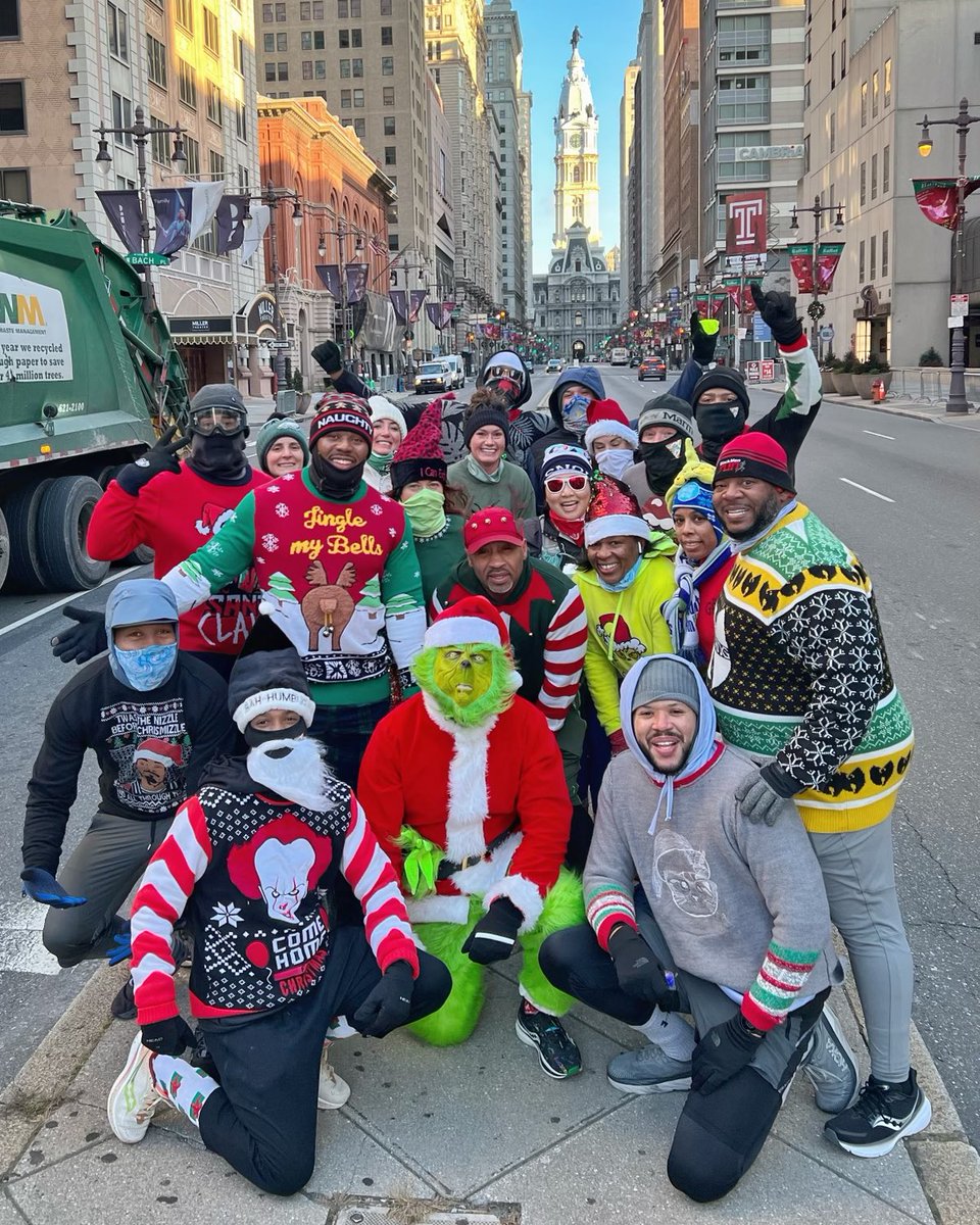 BMR_PHL's tweet photo. Today we ran our annual Christmas Eve Ugly Sweater Fun Run. We had a great turnout despite the frigid temperatures. Merry Christmas and Happy Holidays to everyone 💪🏾🥶🎄🎅🏾 https://t.co/mNvN91MGod