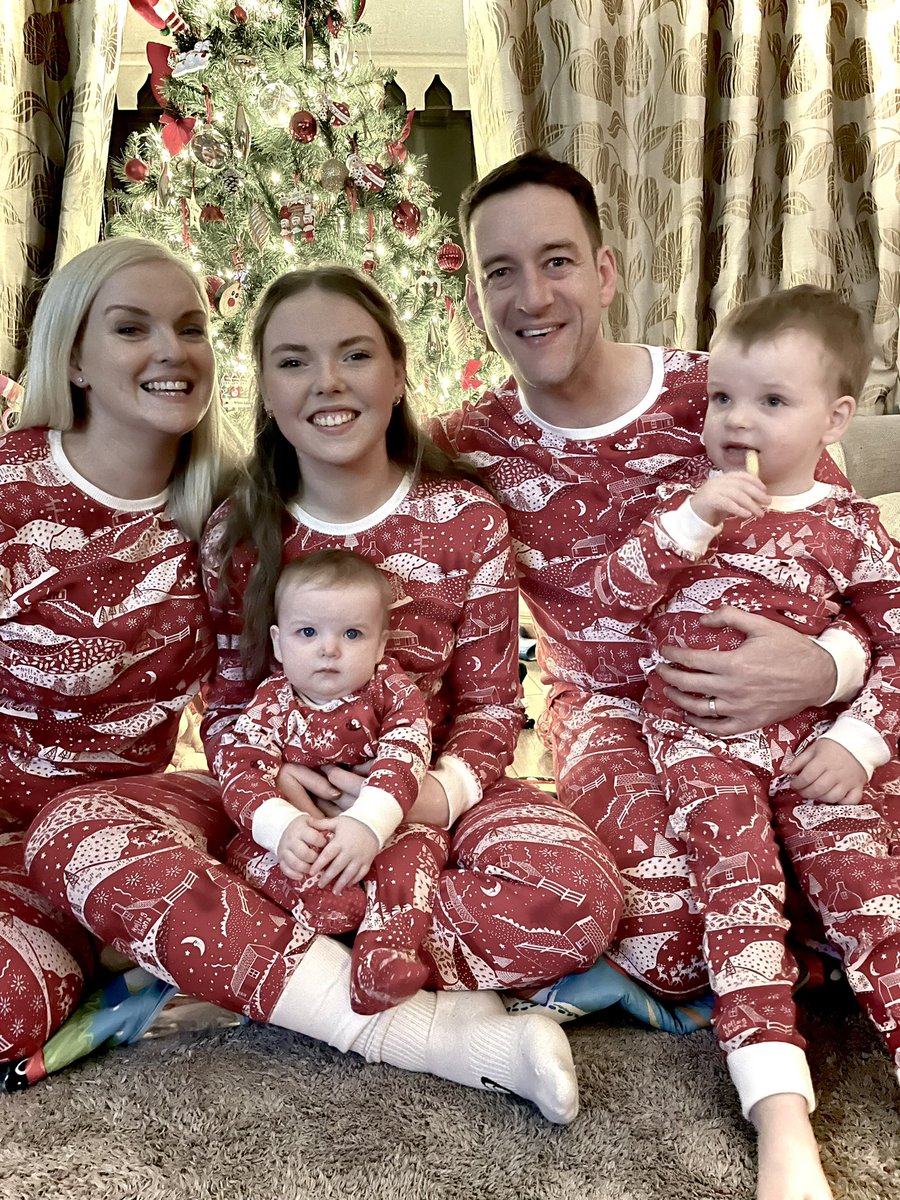 Cat_mahon's tweet photo. Waiting for Santa… he will be busy tonight in our house! @DazTorpey 🎅🏻🎁🎄Happy Christmas from our home to yours! ❤️ https://t.co/OqaMqoiwN1