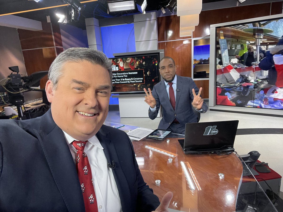 Me and @DeJuanABC11 rocking the 6pm and 11pm newscasts on @ABC11_WTVD if you need your #newsfix
