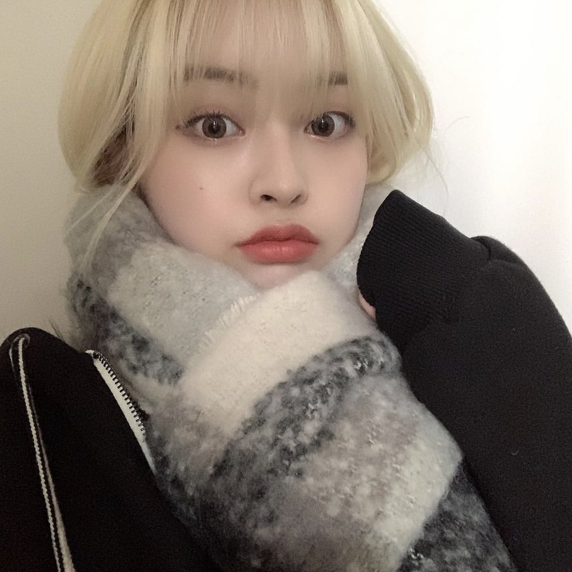 yuurilogs's tweet photo. happy holidays ☃︎ https://t.co/cvYChyv6FR
