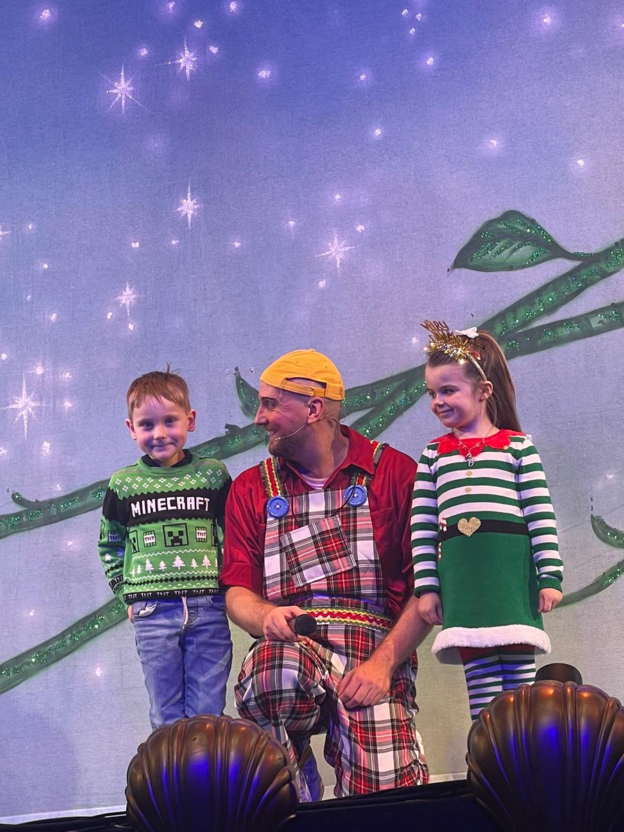 Ashleyfieldsto1's tweet image. @IanSheepieSmith had an amazing night at panto! Thanks very much for having Nathan on stage he had a brilliant time and wishing him a happy 6th birthday tomorrow ❤