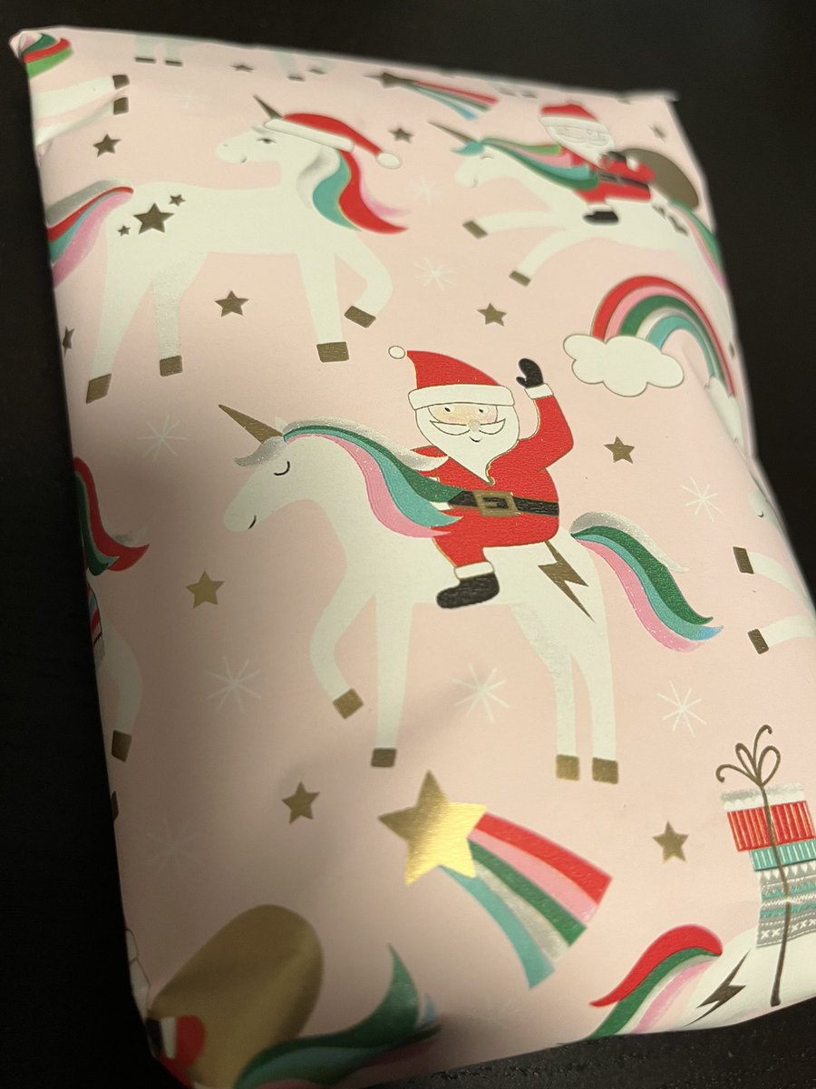 lisov's tweet image. I found the most delightful little gift shop on Queen St West #toronto called #OuterLayer and can therefore pack all my presents in the bestest Christmas wrapping ever! #delighted