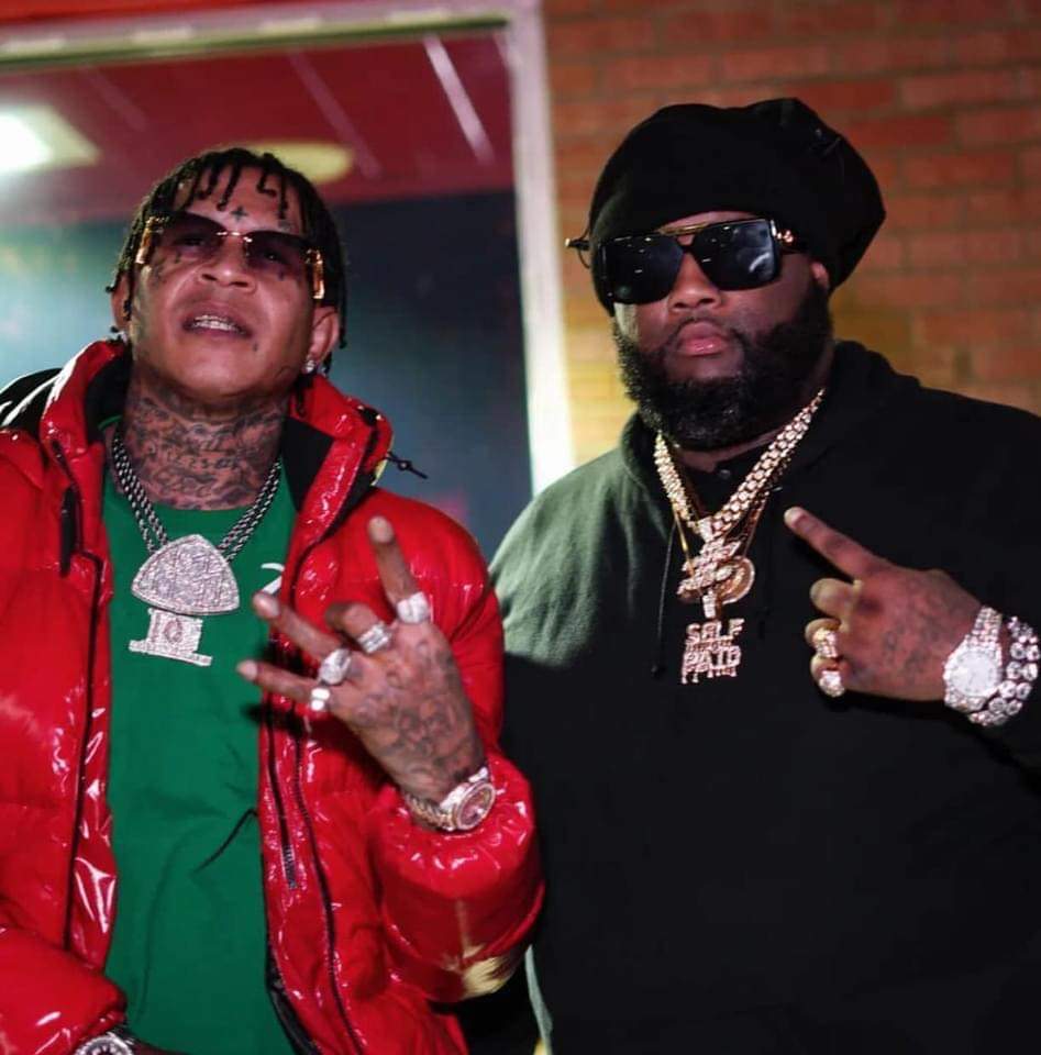 COKEBOYCHUNK tweet media