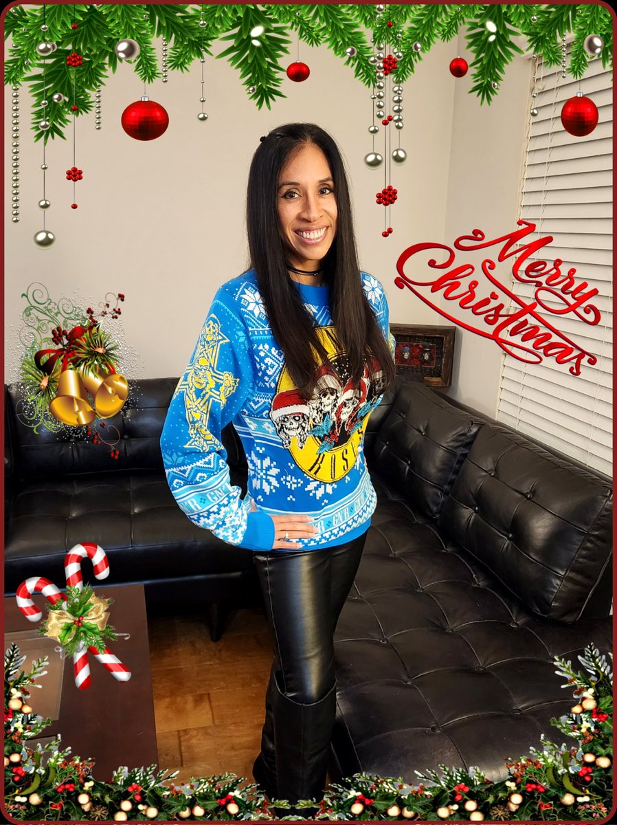 🎄🎅Merry Christmas everyone! 🎅🎄

I hope you all have a most wonderful Christmas and please stay safe and warm! Cheers with hot chocolate! ❤️🤗