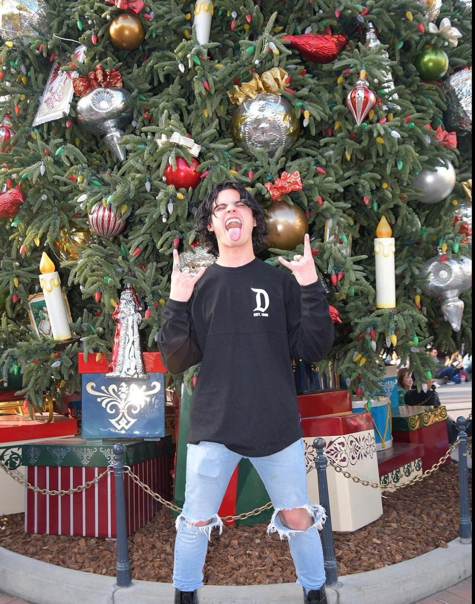 Nós do TBBR desejamos um ótimo e um feliz nqtal à vocês!! ❤🎄