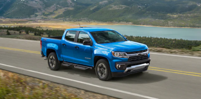 RonCarterAlvin's tweet photo. The 2022 Chevrolet Colorado bringing some style to the streets😎 https://t.co/4NRqyLJdD2 https://t.co/dskkKP9hJC