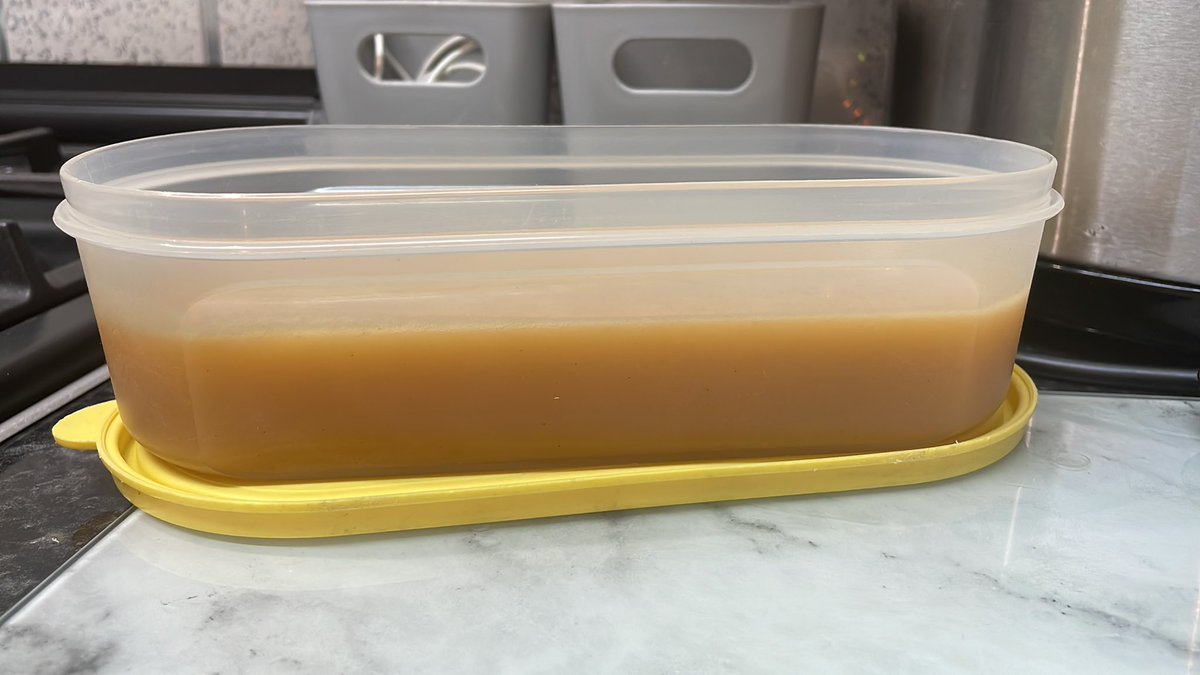 Natalie86x's tweet photo. And breathe …. when the homemade caramel sauce for the crumble works first time 😅 @JohnJFallonJnr  #christmasbakes https://t.co/3aygHzlUkV