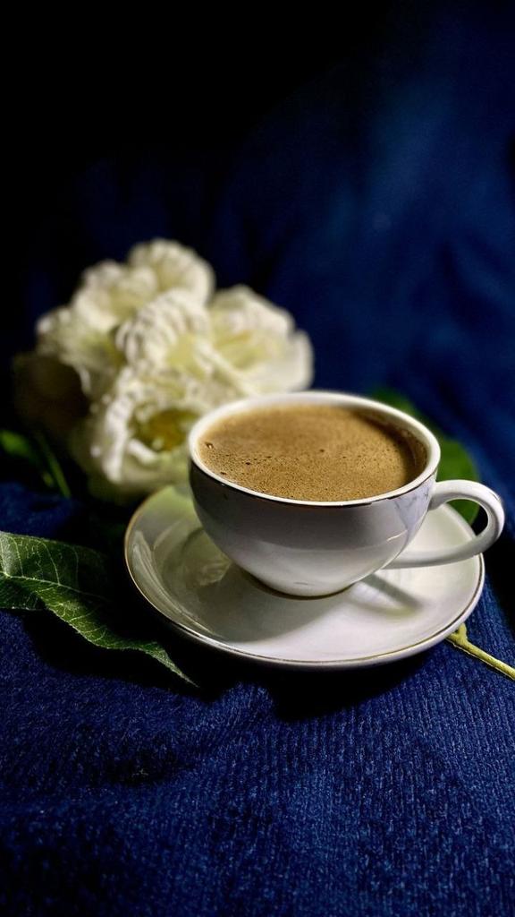 ltrlyb4's tweet photo. #القهوة ☕لا تشبه البشر فهي لا تتغير ولا تغيب .
.. أصيلة لا تنافق ولا تتبدل ولا تنكر الجميل !
صبااااااااااااااحكم قهوة https://t.co/6xn2NT1P9j