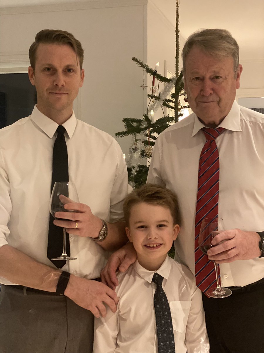 God og glædelig jul fra The Hareides 🎄🎅🏼