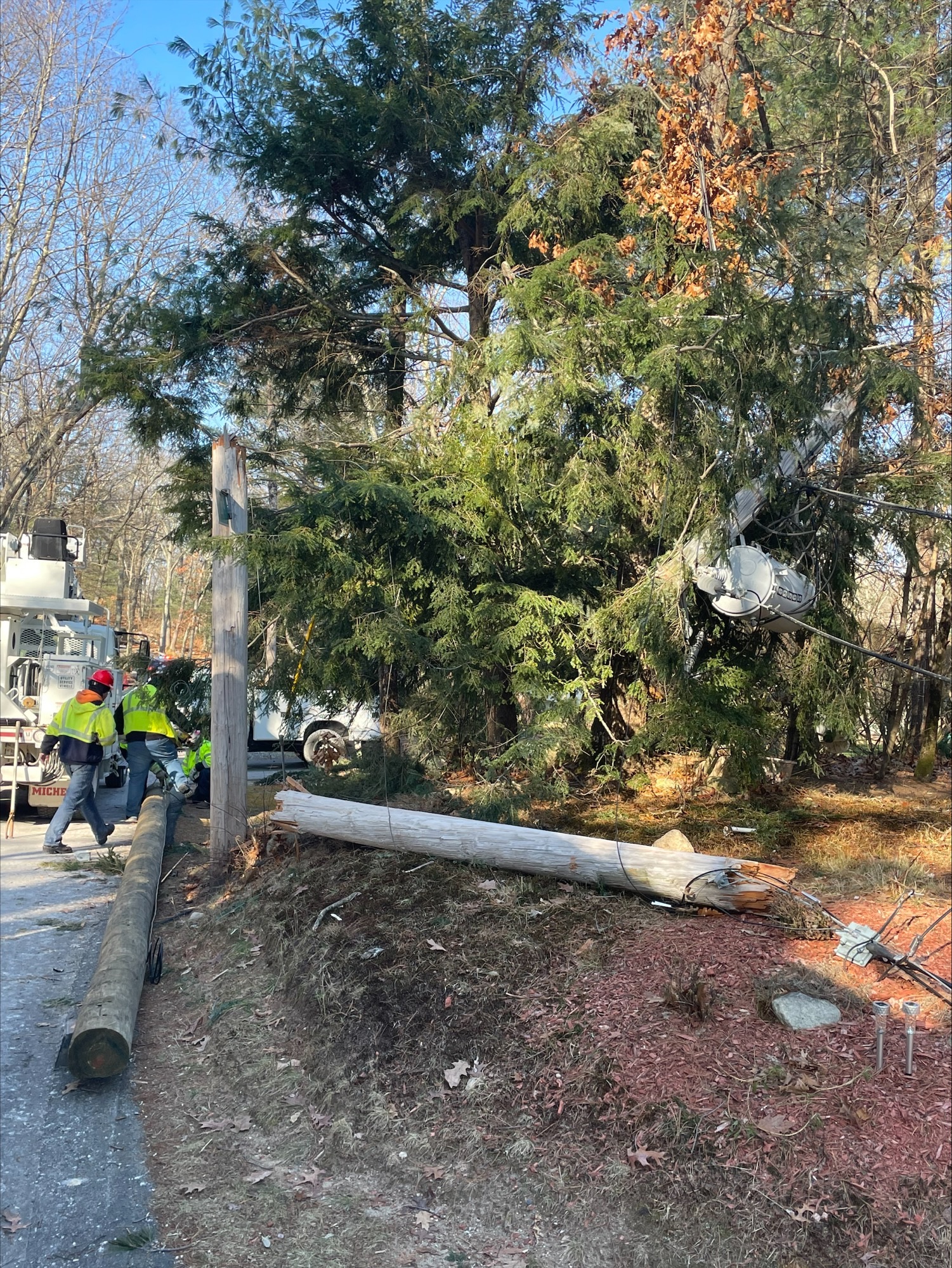 National Grid Rhode Island Power Outage - hsvlxxc