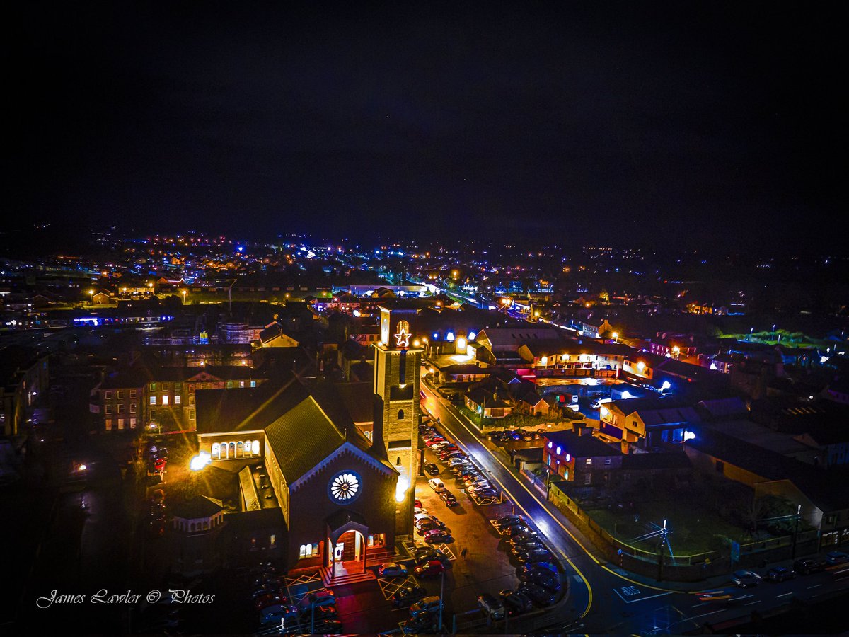 james lawlor 📸 (@jameslawphotos) on Twitter photo Athy, this Christmas Eve..🧑🎄 Athy, this Christmas Eve..🧑🎄