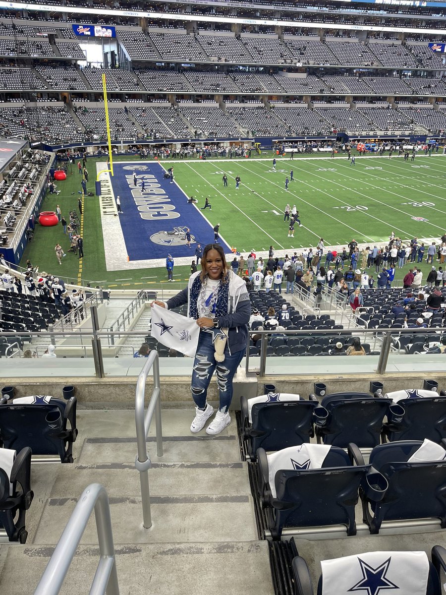jamonicalee's tweet photo. @dallascowboys #CowboysNation LET’S GOOOOO! 🏈 https://t.co/cUxV2xU4rx