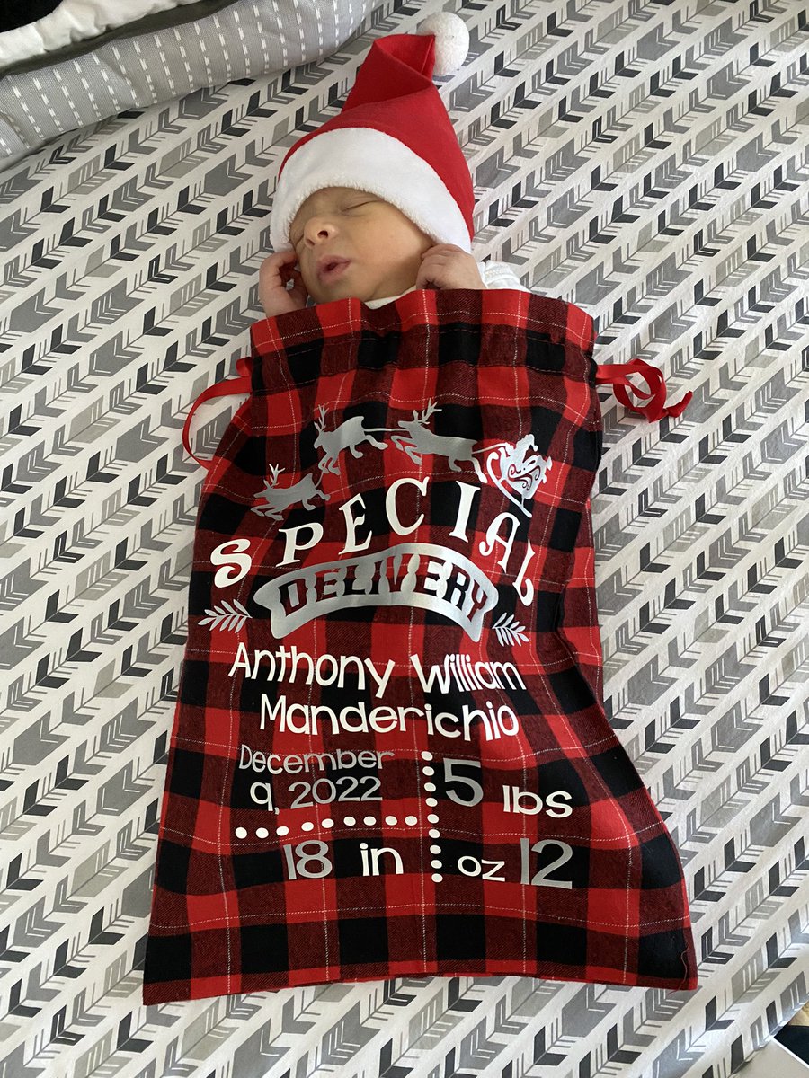 AJManderichio's tweet photo. The greatest gift of all came to us earlier this month!

@MeeshLynnMan and I are so excited to welcome Anthony William to our family. So stoked to be a dad! https://t.co/xwTmKyZP8n