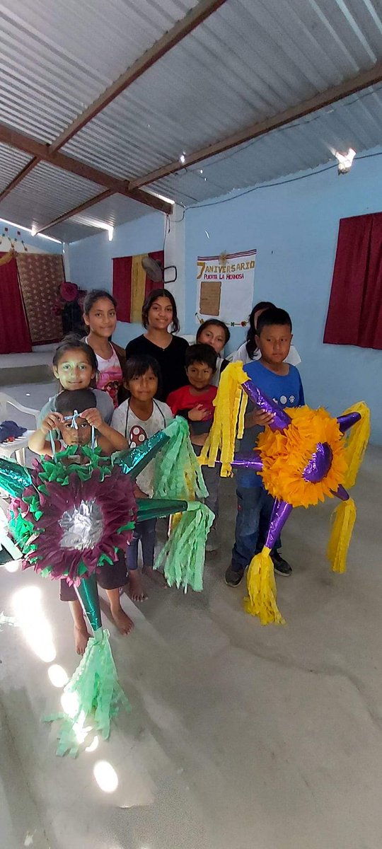 FundacionSolmar's tweet photo. ¡Ya estamos listos para las posadas!🎊

 Salimos a repartir piñatas a las organizaciones civiles y comedores comunitarios, hechas a mano por Mujeres en acción solidaria para progresar A.C.🪅

Deseamos que todos tengan felices y hermosos festejos de parte de Fundación Solmar 🪅🎊 https://t.co/2vLMIvFsBG