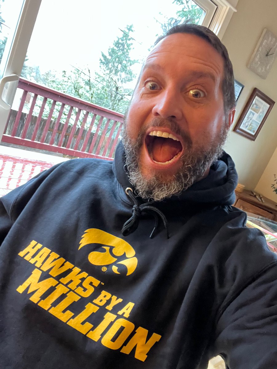 My MIL really came through for this old <a href="/uiowa/">University of Iowa</a> alum! <a href="/WashedUpWalkons/">Washed Up Walkons</a> Thanks for making my morning workouts easier (funnier??) <a href="/TylerKluver/">Tyler Kluver</a>