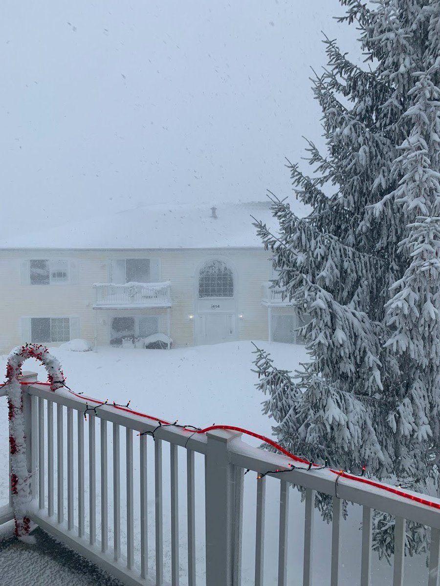 floraaa2525's tweet photo. View ❄️ 🥶 https://t.co/NujffLMvJY