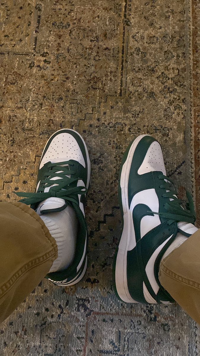YFeezys's tweet photo. @snkr_twitr https://t.co/MpiXNCoDk1