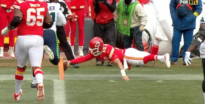 FanaticsBook's tweet photo. EARLY PAYOUT 🚨

We've seen enough, Patrick Mahomes is the MVP. We are paying out anybody who has a bet on him to win the MVP today. https://t.co/NeRNsuWHQx