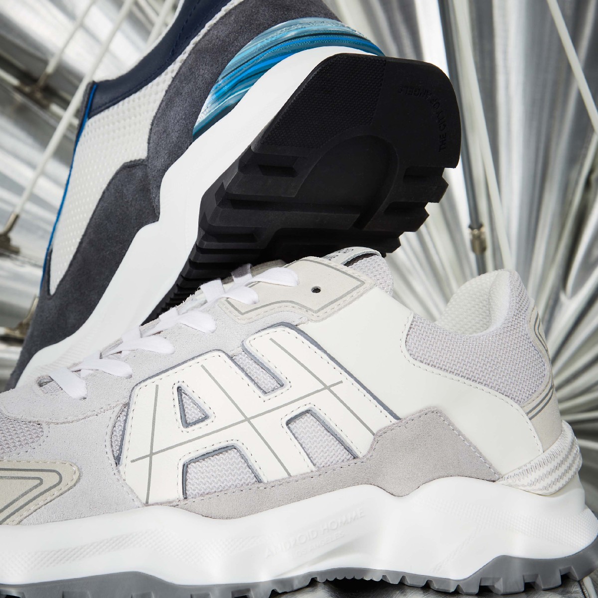 TessutiUK's tweet image. The perfect trainers to complement your Christmas wardrobe 🎄

@ANDROIDHOMME strive to evolve the landscape of street focused footwear by exploring the notion of what constitutes to a luxury trainer. Shop: bit.ly/3iNZYNG

#Tessuti #AndroidHomme #TessutiChristmas