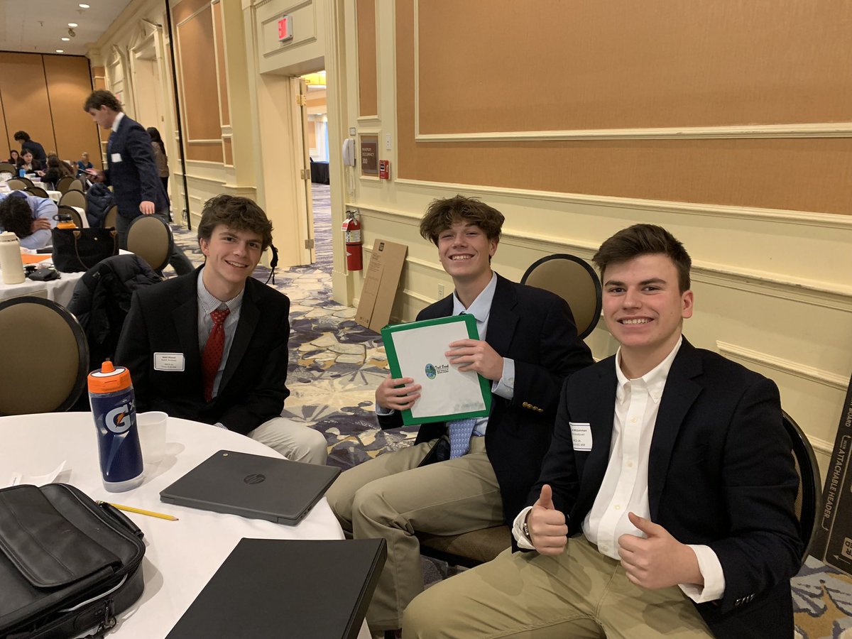 NAHS_DECA's tweet photo. Great job to everyone who attended our District 3 competition! Special congratulations to our 50+ members who will be advancing to States! Here are some more pictures from Districts!  @chetjackson22 @NA_Athletics @djo80wr @mass_DECA https://t.co/r2xXug28NR