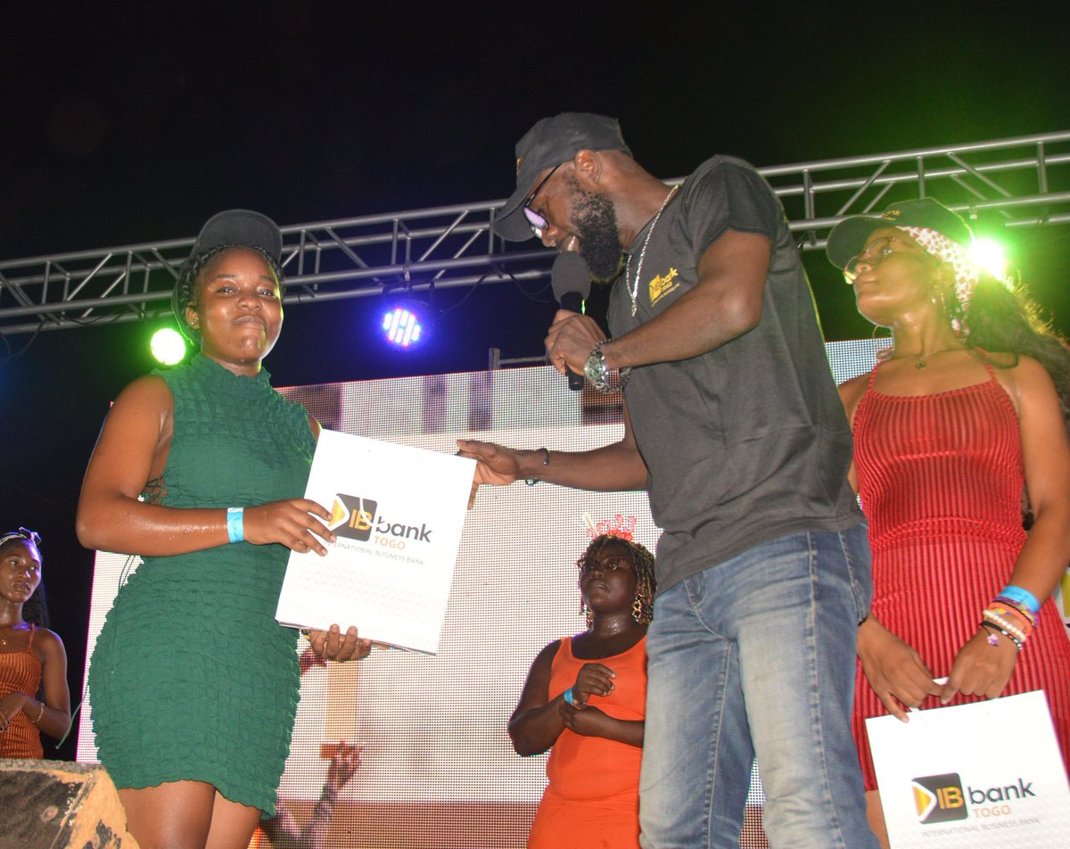 ibbank228's tweet photo. La journée IB bank Togo est fini en beauté avec des jeux concours et surtout le plus grand concert de la Foire avec la participation de nos
Stars #KingMensah et #Juliano. C'était grandiose.
#CETEF
#FIL2022
#Foire
#PartenaireDeVotreSuccès
#IBbankTogo https://t.co/rAM5rxCNDX