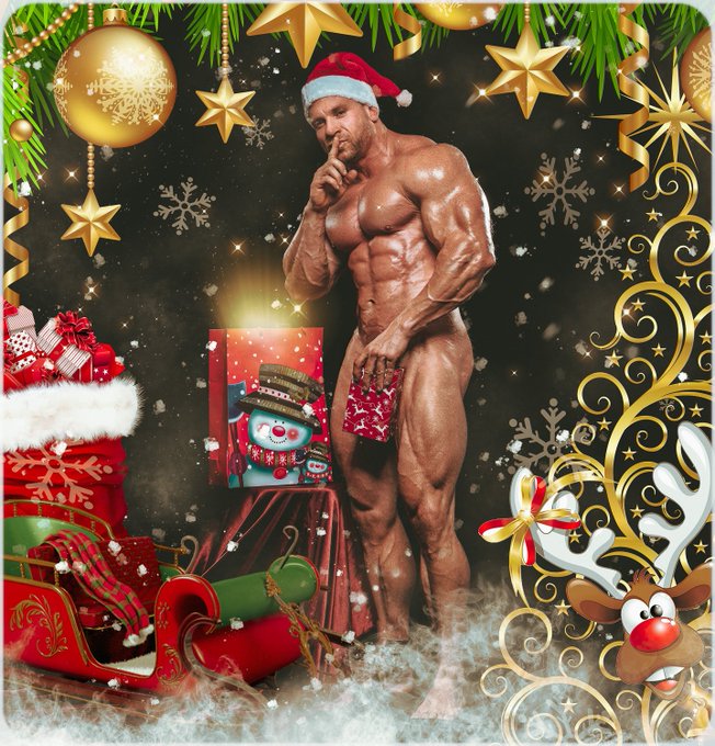 It’s no secret that Sexy Santa Cody has a really big present for you to unwrap???? ? @PaulJamnicky x