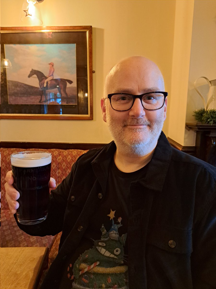 James_Tringham's tweet photo. Wrapped. Only I forgot to include the three biggest presents in the pic. CBA to redo it.
I'm not giving away all my wine though. #NotDaft
Plus, we made it to the pub earlier. https://t.co/dK1Qes1hLC