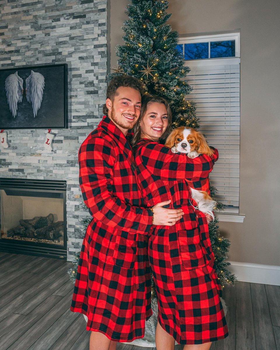 Lance Stewart (@lance210) on Twitter photo Who’s ready for Christmas?! Who’s ready for Christmas?!