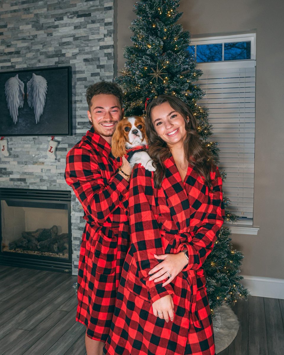 Lance210's tweet photo. Who’s ready for Christmas?! https://t.co/XTxZLIqLss