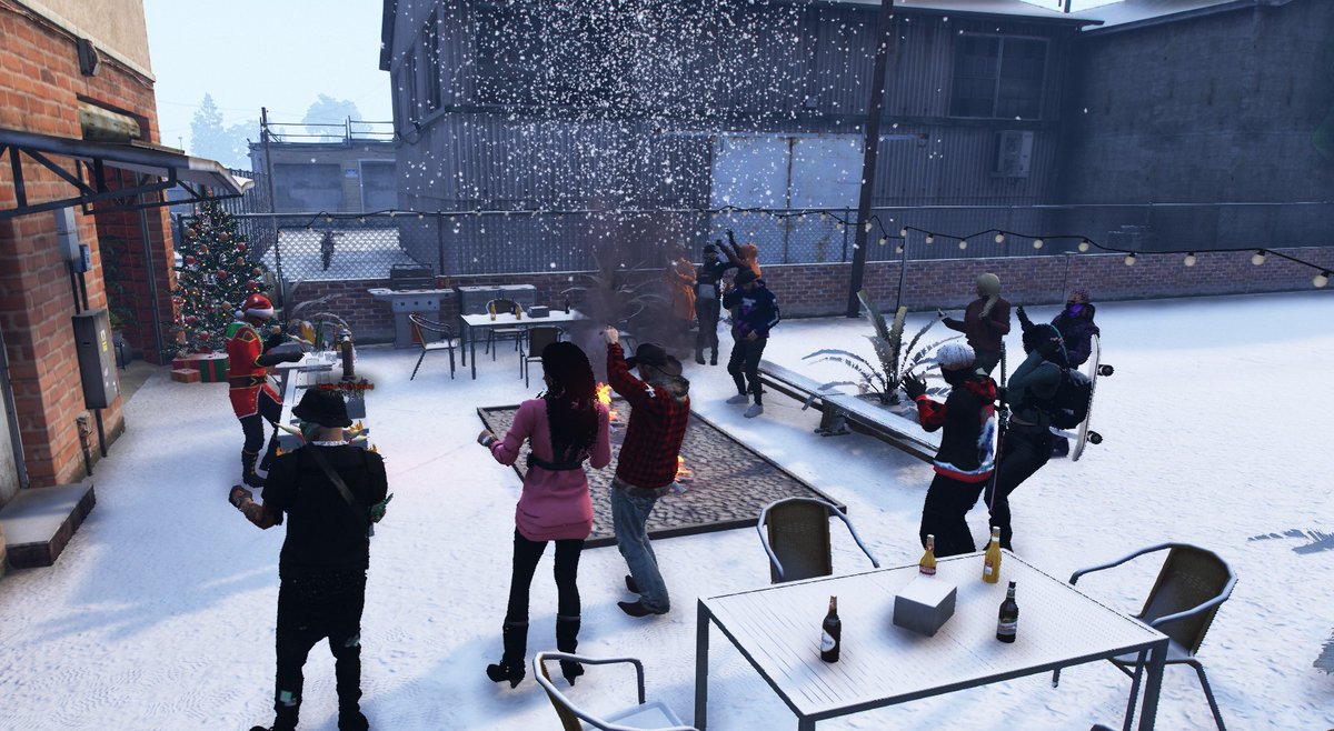 ItzChesty's tweet photo. Chesty Journal Entry:
Another fun Thursday night with DJ Spooky. He definitely has the talent. Just carefree and fun! Just want the doctor ordered around the holidays. @New_Day_RP #GTARP #GTAVRP #characterblog #characterjournal #adventures #talent https://t.co/uFKeqqoq2n