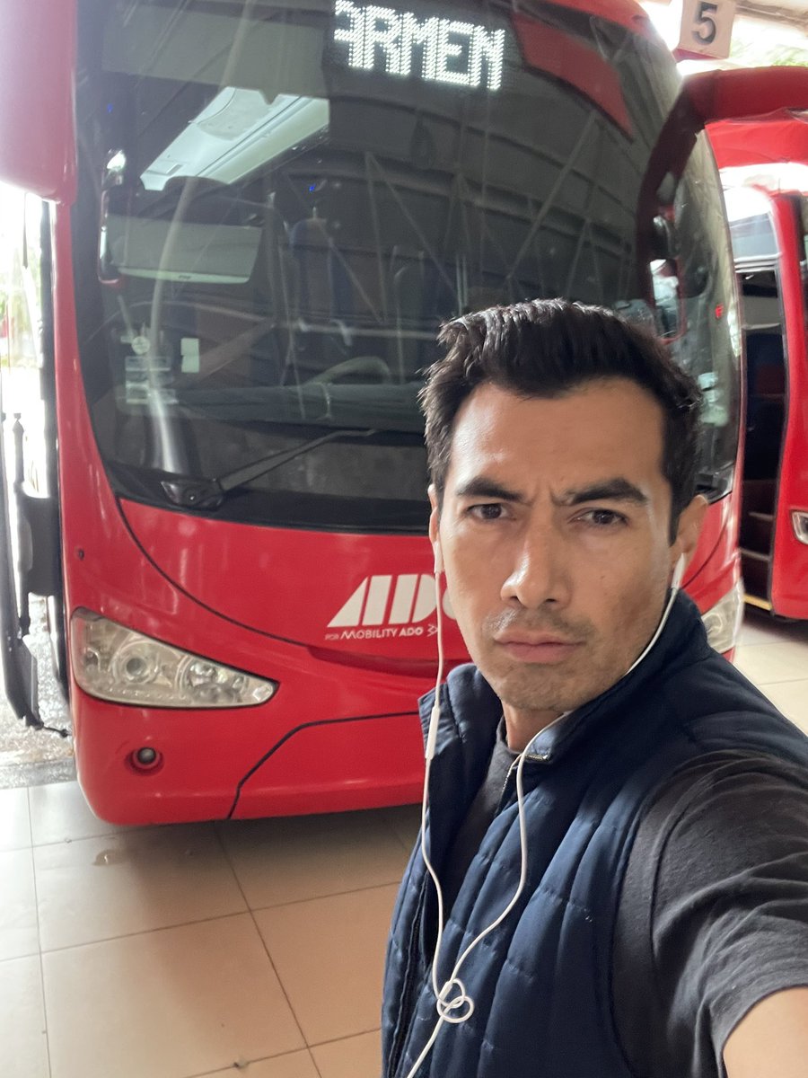 Llegue súper bien al aeropuerto de Cancún gracias <a href="/AytoCancun/">Ayto Benito Juárez</a> #sindemoras